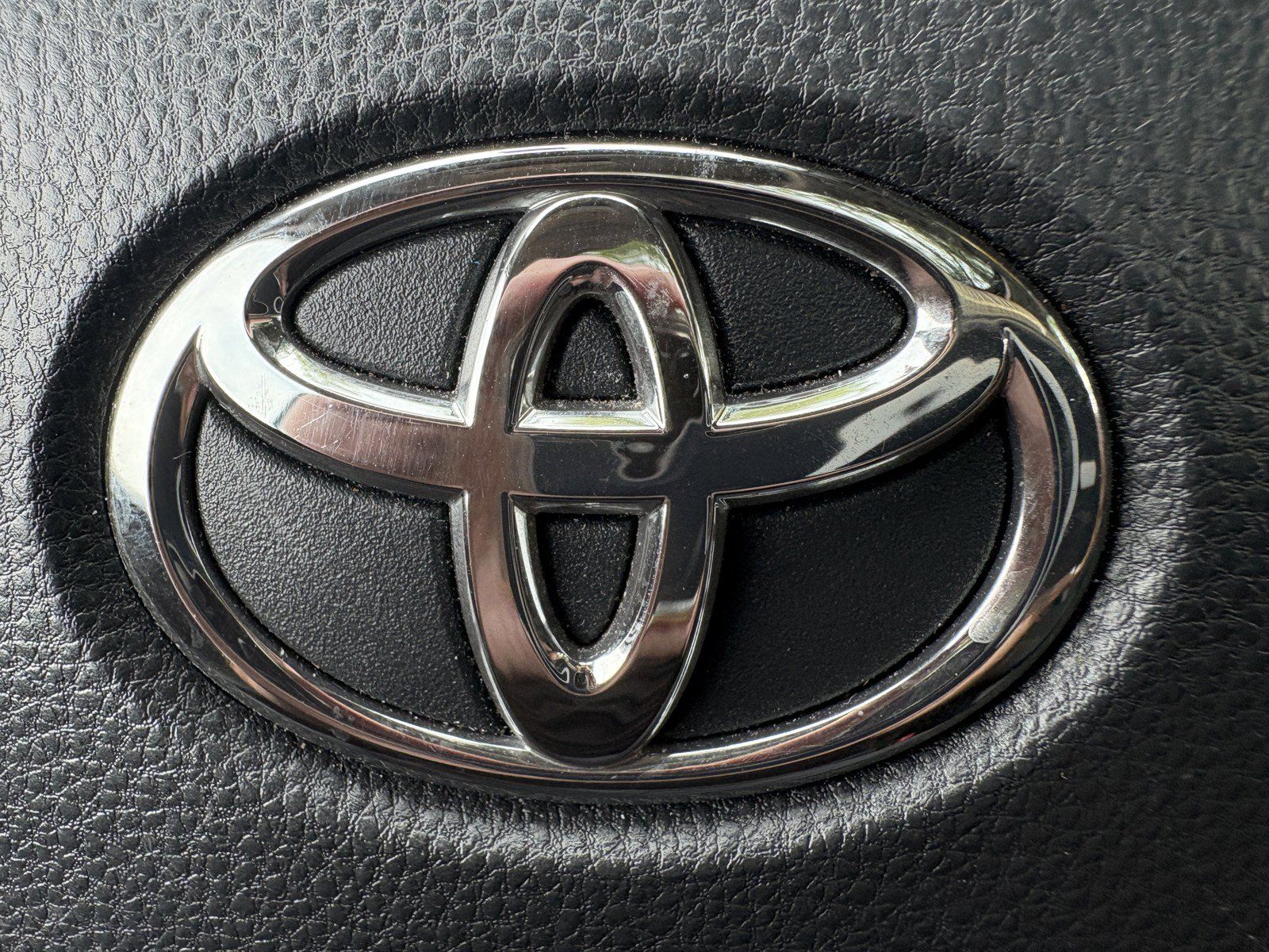 Used 2024 Toyota RAV4 XLE Premium w/ Weather Package AWD/4WD image 19