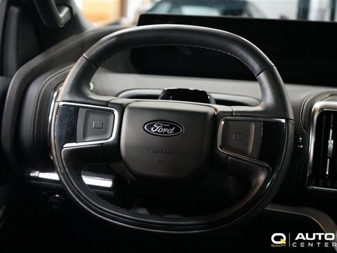 Used 2025 Ford Expedition Max Platinum w/ Stealth Performance Package AWD/4WD image 18