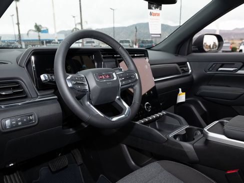 Used 2025 GMC Terrain Elevation AWD/4WD image 12