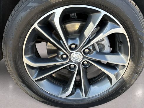 Used 2022 Buick Encore GX Select FWD image 11