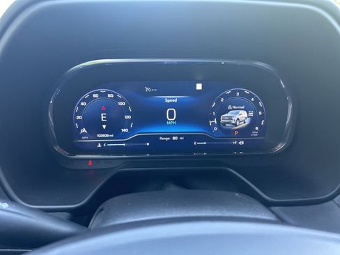 Certified 2022 Chevrolet Tahoe LT w/ LT Signature Plus Package AWD/4WD image 9