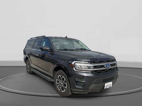 Used 2024 Ford Expedition Max XLT RWD image 4