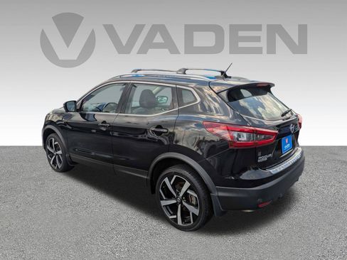 Used 2022 Nissan Rogue Sport SL FWD image 26