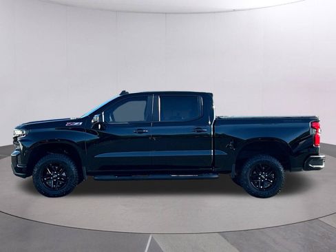 Used 2021 Chevrolet Silverado 1500 LT Trail Boss w/ Convenience Package II AWD/4WD image 2