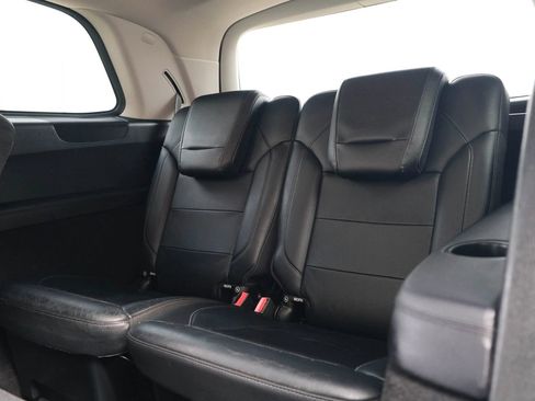 Used 2018 Mercedes-Benz GLS 550 4MATIC w/ Driver Assistance Package image 28