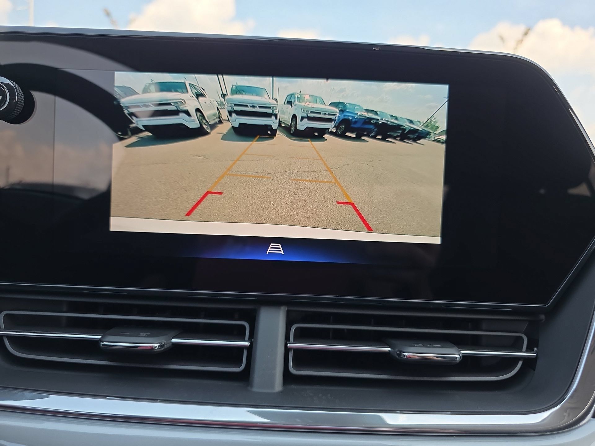 New 2026 Chevrolet Trax LT w/ Driver Confidence Package FWD image 22