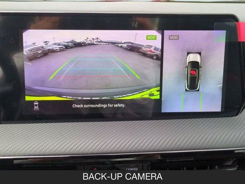 New 2026 Nissan Kicks SR FWD image 22