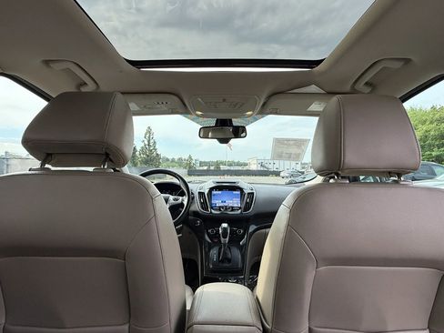 Used 2016 Ford Escape Titanium image 23