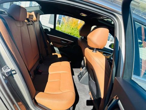 Used 2017 BMW 330i xDrive Sedan image 6