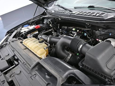 Used 2019 Ford F150 XL w/ Equipment Group 101A Mid AWD/4WD image 11