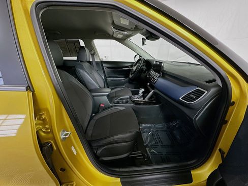 Certified 2023 Kia Seltos Nightfall Edition image 29