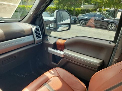 Used 2019 Ford F250 King Ranch w/ King Ranch Ultimate Package AWD/4WD image 18