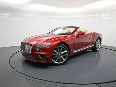 Used 2021 Bentley Continental GT image 28