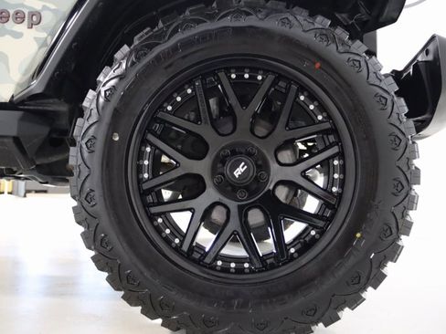 Used 2020 Jeep Gladiator Rubicon image 93