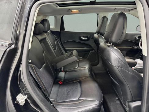 Used 2018 Jeep Compass Limited w/ Navigation Group image 11