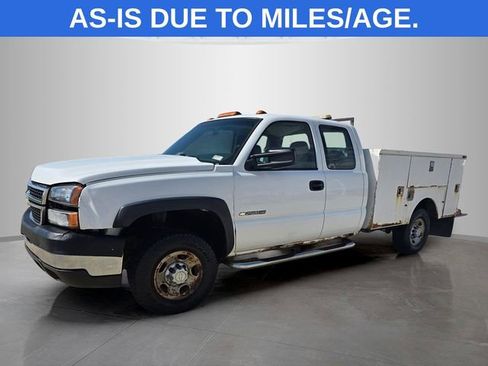 Used 2006 Chevrolet Silverado 2500 W/T AWD/4WD image 6