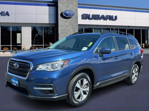 Certified 2022 Subaru Ascent Premium w/ Convenience Package AWD/4WD image 1