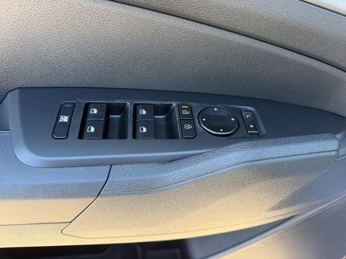 New 2026 Kia Sportage S AWD/4WD image 16