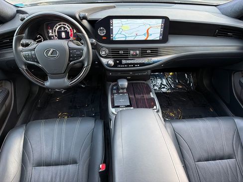 Used 2022 Lexus LS 500 AWD w/ Interior Upgrade Package image 18