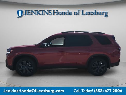 New 2026 Honda Pilot Sport image 7