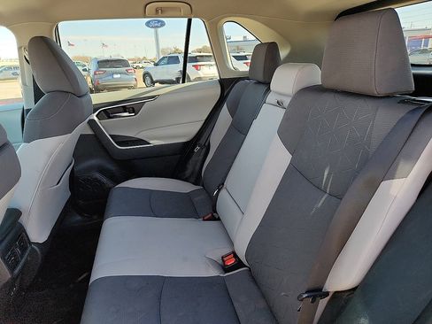 Used 2024 Toyota RAV4 XLE image 5