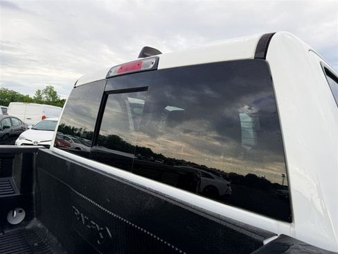 Used 2019 RAM 1500 Big Horn AWD/4WD image 10