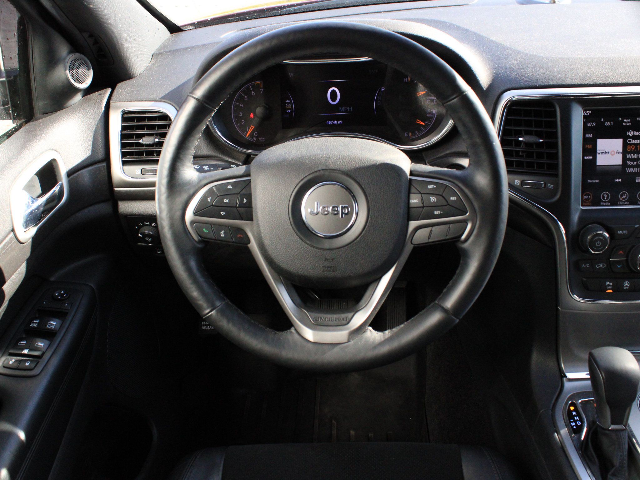 Used 2018 Jeep Grand Cherokee Altitude AWD/4WD image 13