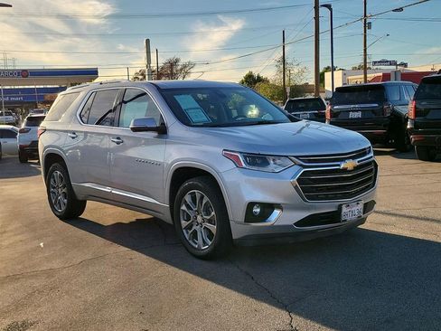 Used 2019 Chevrolet Traverse Premier w/ Driver Confidence II Package image 28