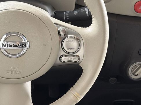 Used 2010 Nissan Cube 1.8 S w/ Interior Designer Pkg image 12