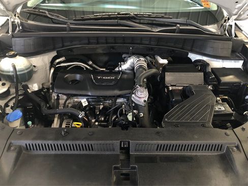 Used 2016 Hyundai Tucson Sport FWD image 11