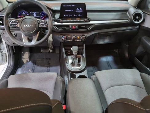 Certified 2023 Kia Forte LXS w/ LXS Technology Package FWD image 14
