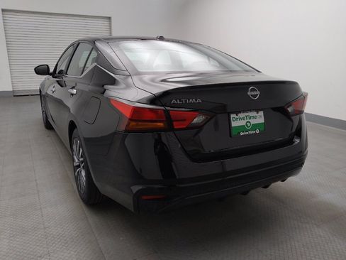 Used 2025 Nissan Altima 2.5 SV FWD image 6