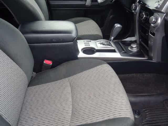 Used 2023 Toyota 4Runner SR5 AWD/4WD image 21