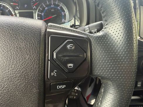 Used 2019 Toyota 4Runner TRD Off-Road Premium AWD/4WD image 26