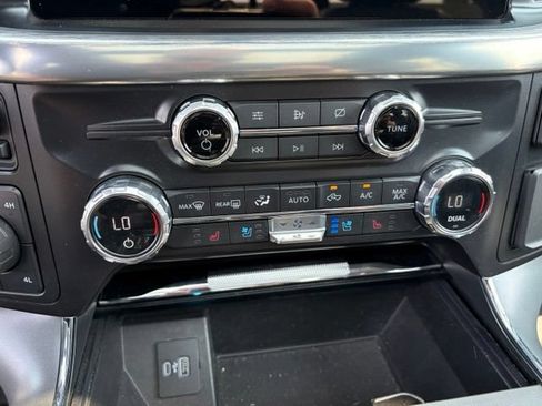 Used 2021 Ford F150 Lariat AWD/4WD image 29