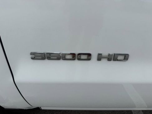 Used 2018 Chevrolet Silverado 3500 W/T RWD image 19