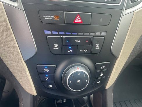 Used 2017 Hyundai Santa Fe Sport AWD/4WD image 11