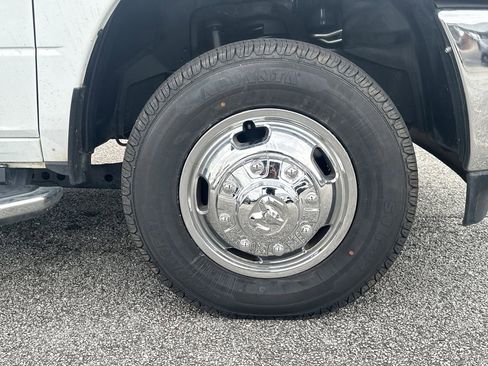 Used 2024 RAM 3500 Big Horn image 13