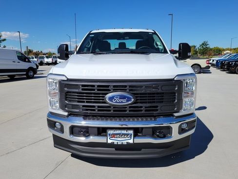New 2026 Ford F250 XL w/ XL Chrome Package image 5