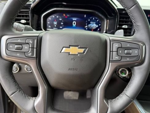 Used 2023 Chevrolet Silverado 1500 High Country w/ High Country Premium Package AWD/4WD image 19