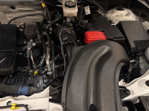 Used 2025 Chevrolet TrailBlazer LT image 24