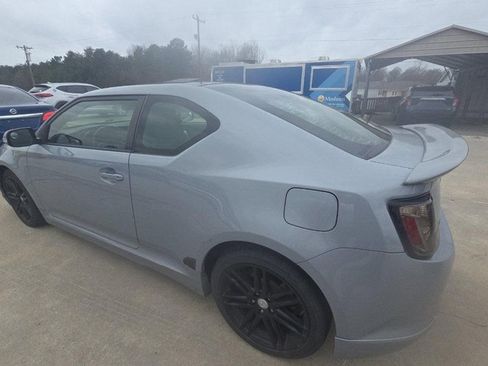 Used 2013 Scion tC image 4