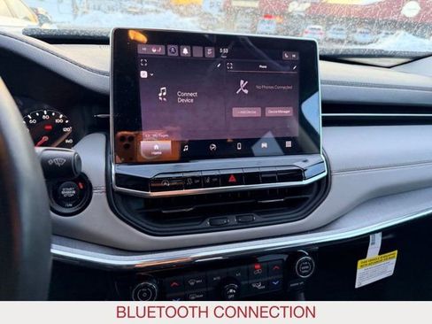 Certified 2022 Jeep Compass Limited w/ Sun and Sound Group image 11