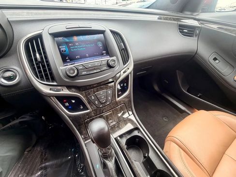 Used 2015 Buick LaCrosse Leather image 12