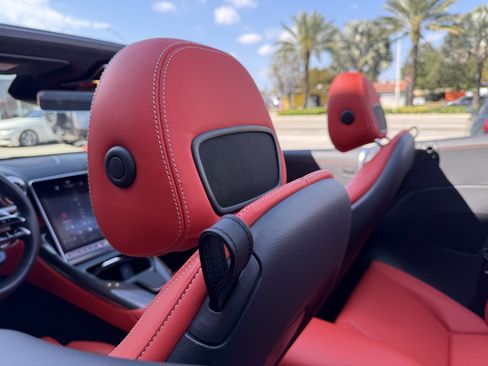 Used 2022 Mercedes-Benz SL 63 AMG 4MATIC image 17