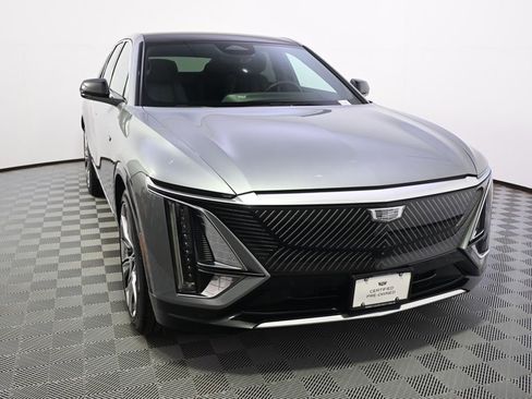 Certified 2024 Cadillac Lyriq Luxury w/ LPO, Floor Liner Package image 9