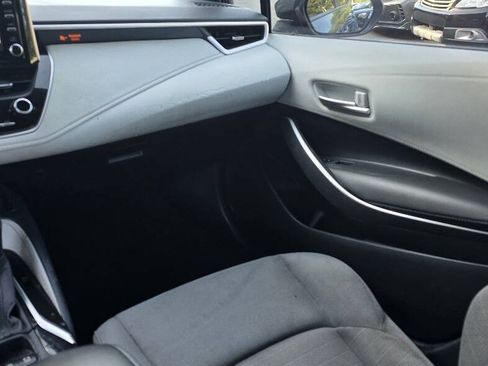 Used 2020 Toyota Corolla SE FWD image 21