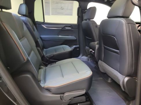 New 2026 GMC Acadia AT4 w/ Luxury Package image 16