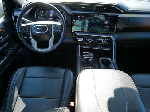 Used 2021 GMC Yukon Denali w/ LPO, Illumination Package image 19