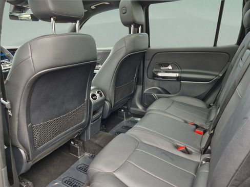 Used 2023 Mercedes-Benz GLB 250 image 18